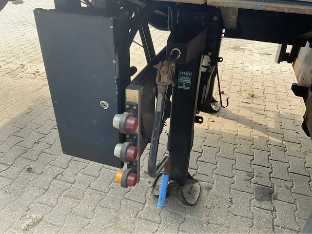 2001 nooteboom uitschuifbare dieplader (35.5m) met verrijdbare 2010 kennis kraan r40/120 - afbeelding 75 van  84
