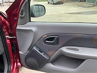 2001 renault clio personenauto - afbeelding 3 van  24