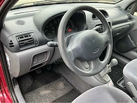 2001 renault clio personenauto - afbeelding 11 van  24