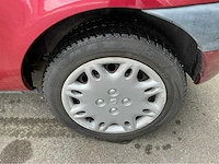 2001 renault clio personenauto - afbeelding 22 van  24