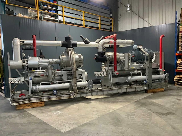 2001 sabroe york s81 sab83 compressor unit met schakelpaneel - afbeelding 12 van  22