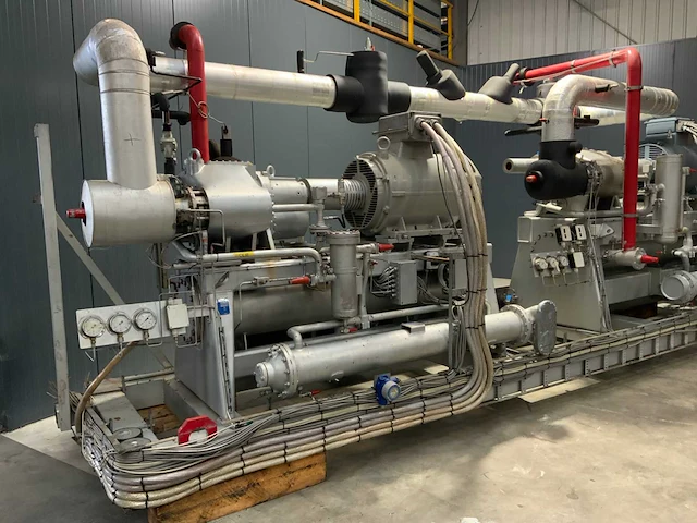 2001 sabroe york s81 sab83 compressor unit met schakelpaneel - afbeelding 17 van  22