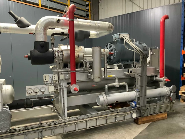 2001 sabroe york s81 sab83 compressor unit met schakelpaneel - afbeelding 18 van  22
