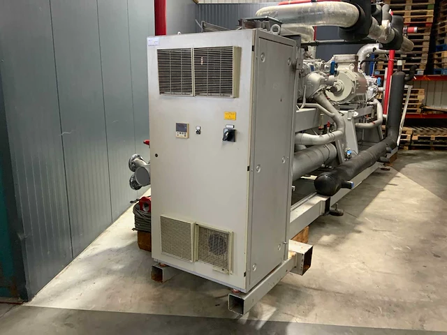 2001 sabroe york s81 sab83 compressor unit met schakelpaneel - afbeelding 22 van  22