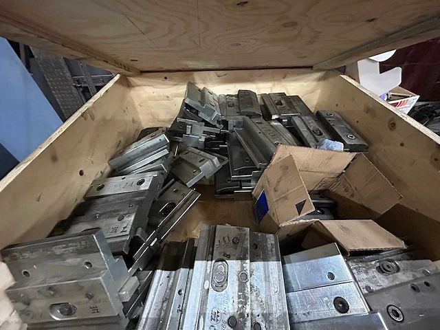 2001 safan cncl-k 225-3200 ts1 cnc kantbank inclusief gereedschap - afbeelding 22 van  35