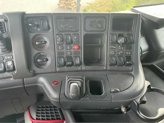 2001 scania 164l 480 v8 truck - afbeelding 14 van  42