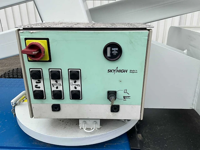 2001 skyhigh st 100 kniktelescoop hoogwerker - afbeelding 6 van  22