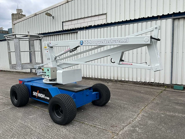 2001 skyhigh st 100 kniktelescoop hoogwerker - afbeelding 1 van  22