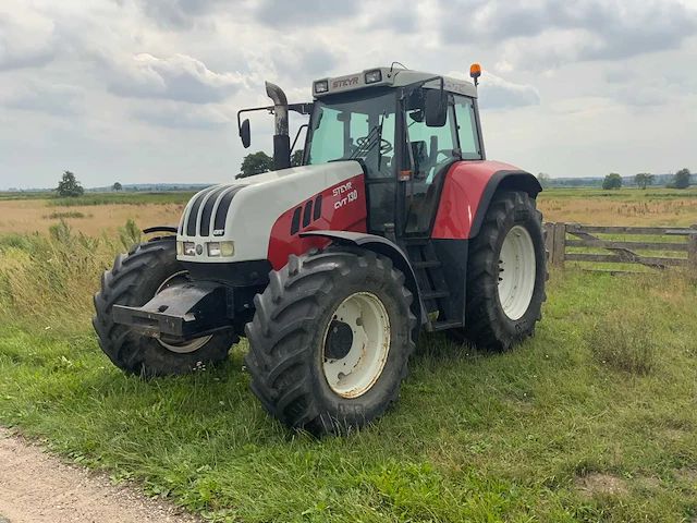 2001 steyr cvt130 vierwielaangedreven landbouwtractor - afbeelding 12 van  36