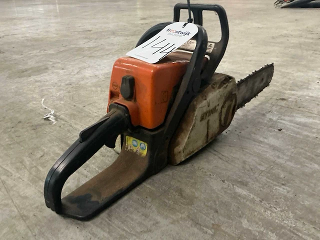 2001 stihl 018 kettingzaag - afbeelding 4 van  5
