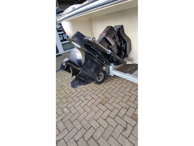 2001 stingray 190 lx speedboot - afbeelding 10 van  20