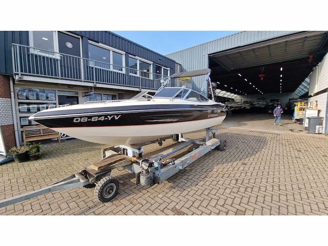 2001 stingray 190 lx speedboot - afbeelding 13 van  20