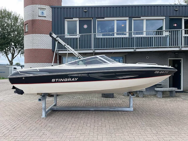 2001 stingray 190 lx speedboot - afbeelding 14 van  20