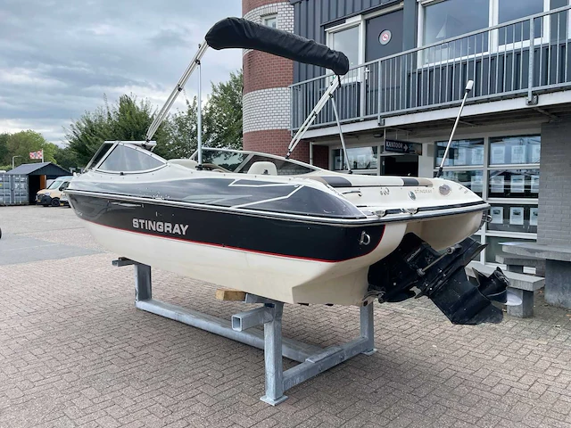 2001 stingray 190 lx speedboot - afbeelding 16 van  20
