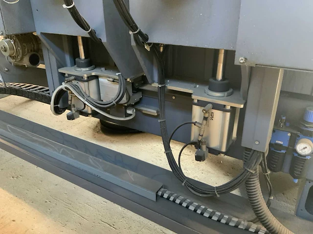 2001 tekna tk145/12 dubbelkopzaagmachine - afbeelding 18 van  56