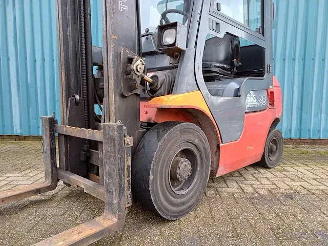 2001 toyota 02-7fdf25 vorkheftruck - afbeelding 12 van  25