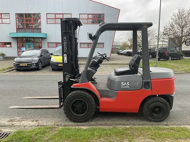 2001 toyota 02-7fdf30 vorkheftruck - afbeelding 22 van  28