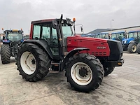 2001 valtra 8450 vierwielaangedreven landbouwtractor - afbeelding 27 van  32