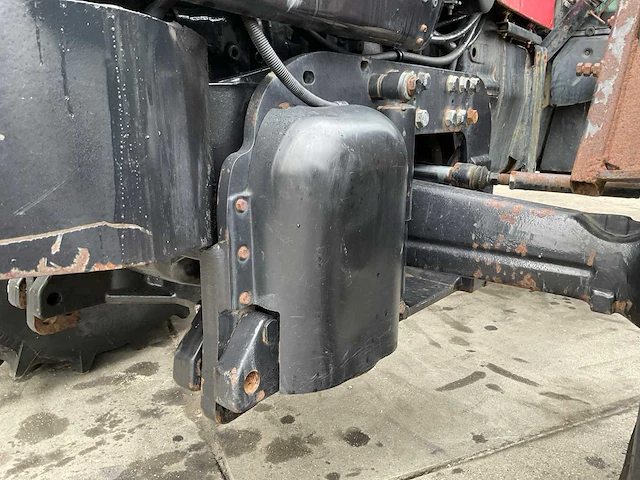 2001 valtra 8450 vierwielaangedreven landbouwtractor - afbeelding 32 van  32