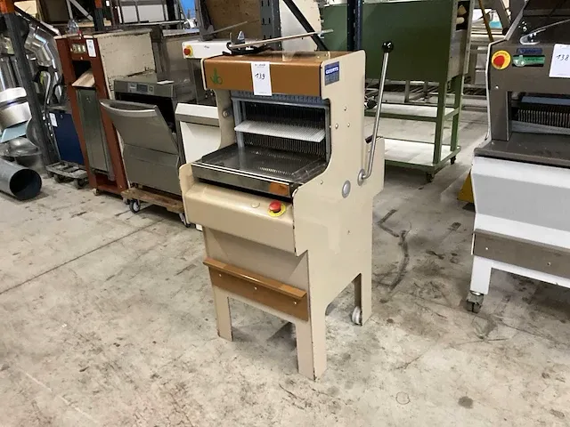 2001 vlb h 40/9 wave broodsnijmachine - afbeelding 1 van  5