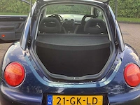 2001 volkswagen new beetle 2.0 highline personenauto - afbeelding 10 van  11