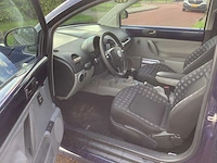 2001 volkswagen new beetle 2.0 highline personenauto - afbeelding 7 van  11