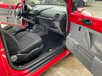 2001 volkswagen new beetle personenauto - afbeelding 13 van  22