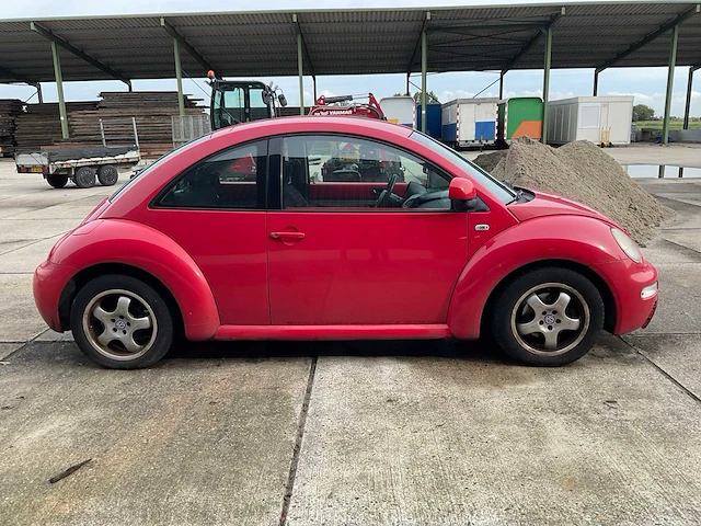 2001 volkswagen new beetle personenauto - afbeelding 17 van  22