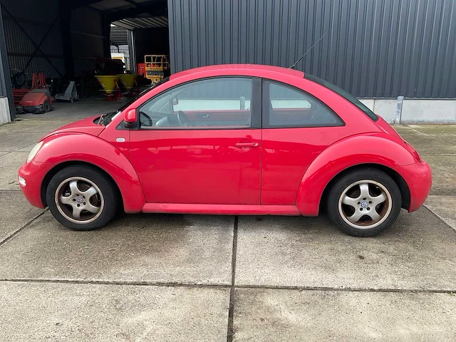 2001 volkswagen new beetle personenauto - afbeelding 21 van  22