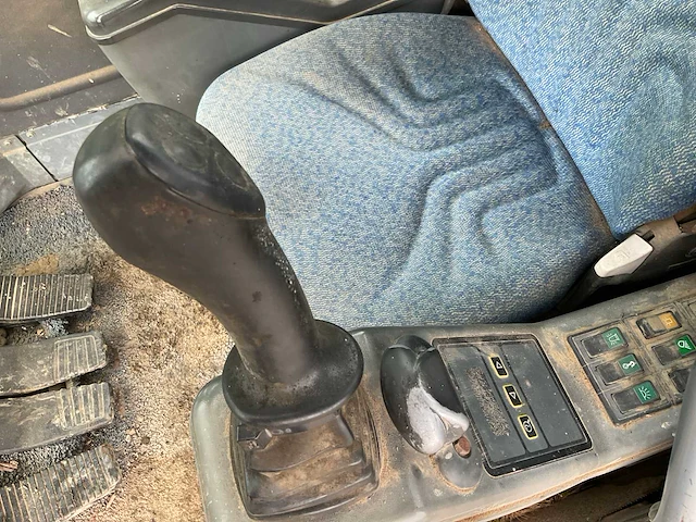 2001 volvo ec240lc rupsgraafmachine - afbeelding 39 van  44
