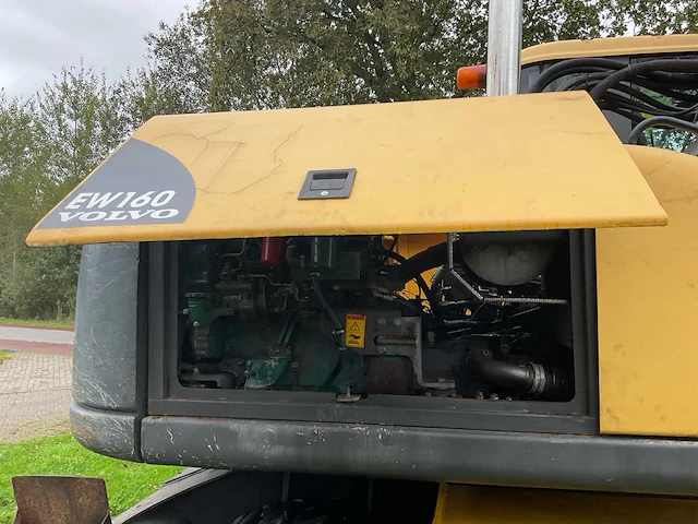 2001 volvo ew160 banden graafmachine - afbeelding 17 van  40