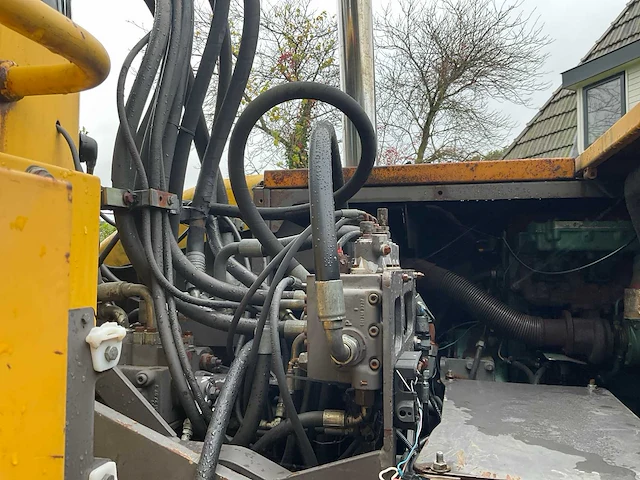 2001 volvo ew160 banden graafmachine - afbeelding 20 van  40