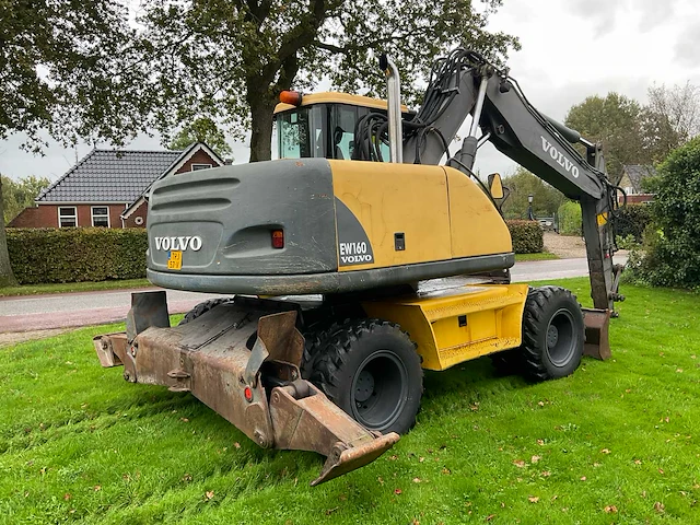 2001 volvo ew160 banden graafmachine - afbeelding 38 van  40