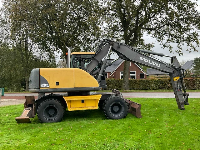 2001 volvo ew160 banden graafmachine - afbeelding 39 van  40
