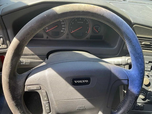 2001 volvo v70 xc awd cross country “automaat” 20-gl-pz - afbeelding 17 van  21