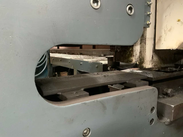2001 voortman v550a cnc pons-/knipstraat - afbeelding 3 van  39