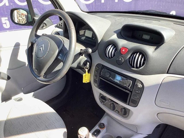 2002 - citroen - c3 - 1.4i ligne prestige - personenauto - afbeelding 9 van  12