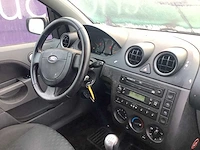 2002 - ford - fiesta - 1.4-16v first ed. - personenauto - afbeelding 11 van  12