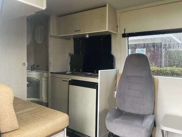 2002 - nissan - interstar 115.35-407 m - camper/kampeerwagen - afbeelding 29 van  44
