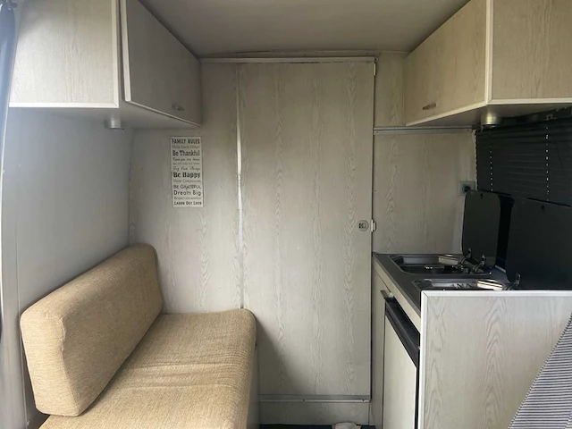 2002 - nissan - interstar 115.35-407 m - camper/kampeerwagen - afbeelding 31 van  44