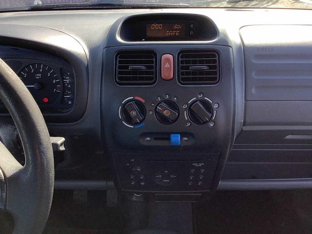 2002 - opel - agila - 1.2-16v color ed. - personenauto - afbeelding 11 van  12