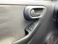 2002 - opel - corsa - 1.2-16v comfort - personenauto - afbeelding 6 van  15