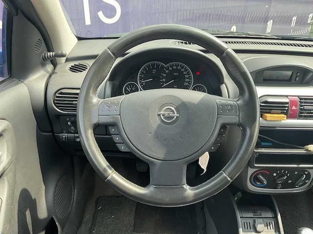 2002 - opel - corsa - 1.2-16v njoy - personenauto - afbeelding 2 van  16