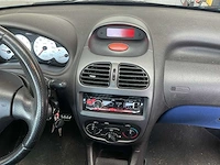 2002 - peugeot - 206 cc - 1.6-16v - personenauto - afbeelding 2 van  13
