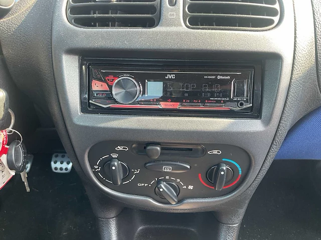2002 - peugeot - 206 cc - 1.6-16v - personenauto - afbeelding 3 van  13
