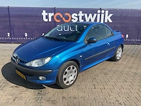 2002 - peugeot - 206 cc - 1.6-16v - personenauto - afbeelding 1 van  13
