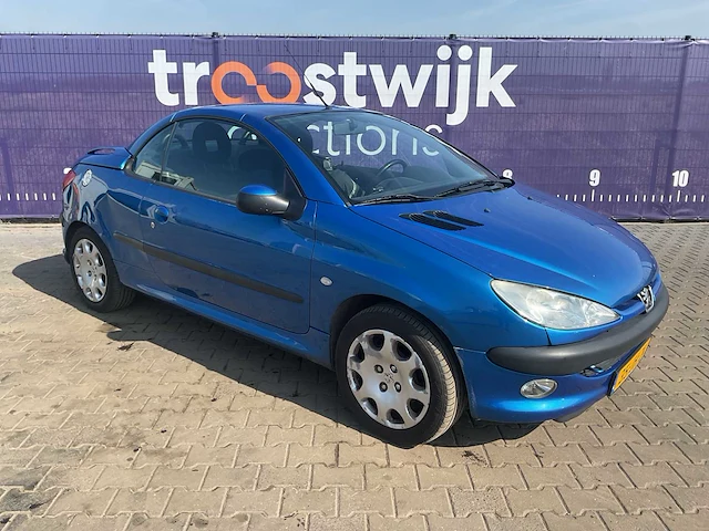 2002 - peugeot - 206 cc - 1.6-16v - personenauto - afbeelding 6 van  13