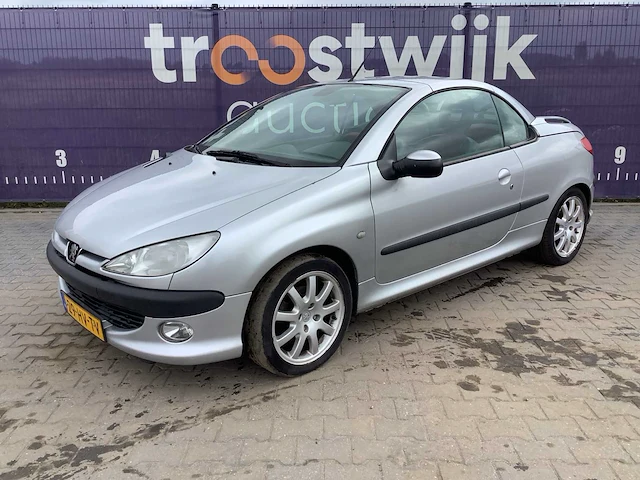 2002 - peugeot - 206 cc - 2.0-16v - personenauto - afbeelding 1 van  11