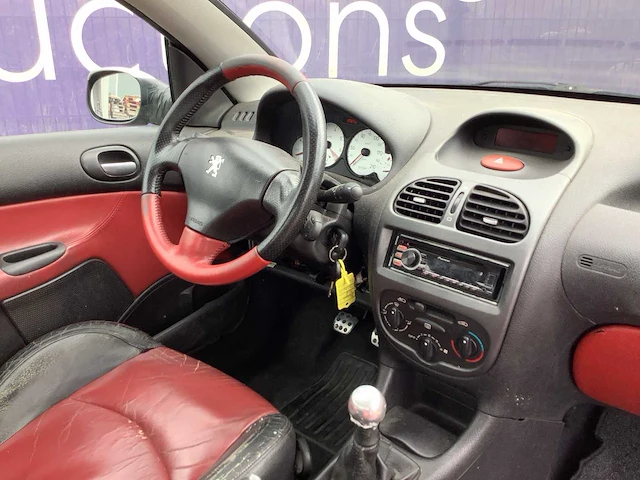 2002 - peugeot - 206 cc - 2.0-16v - personenauto - afbeelding 9 van  11