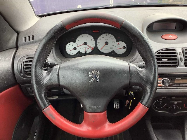 2002 - peugeot - 206 cc - 2.0-16v - personenauto - afbeelding 10 van  11